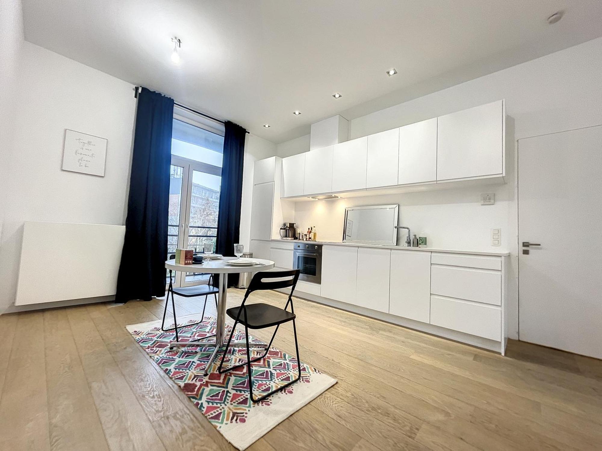 Elegant Flat Cinquantenaire Брюссель Экстерьер фото